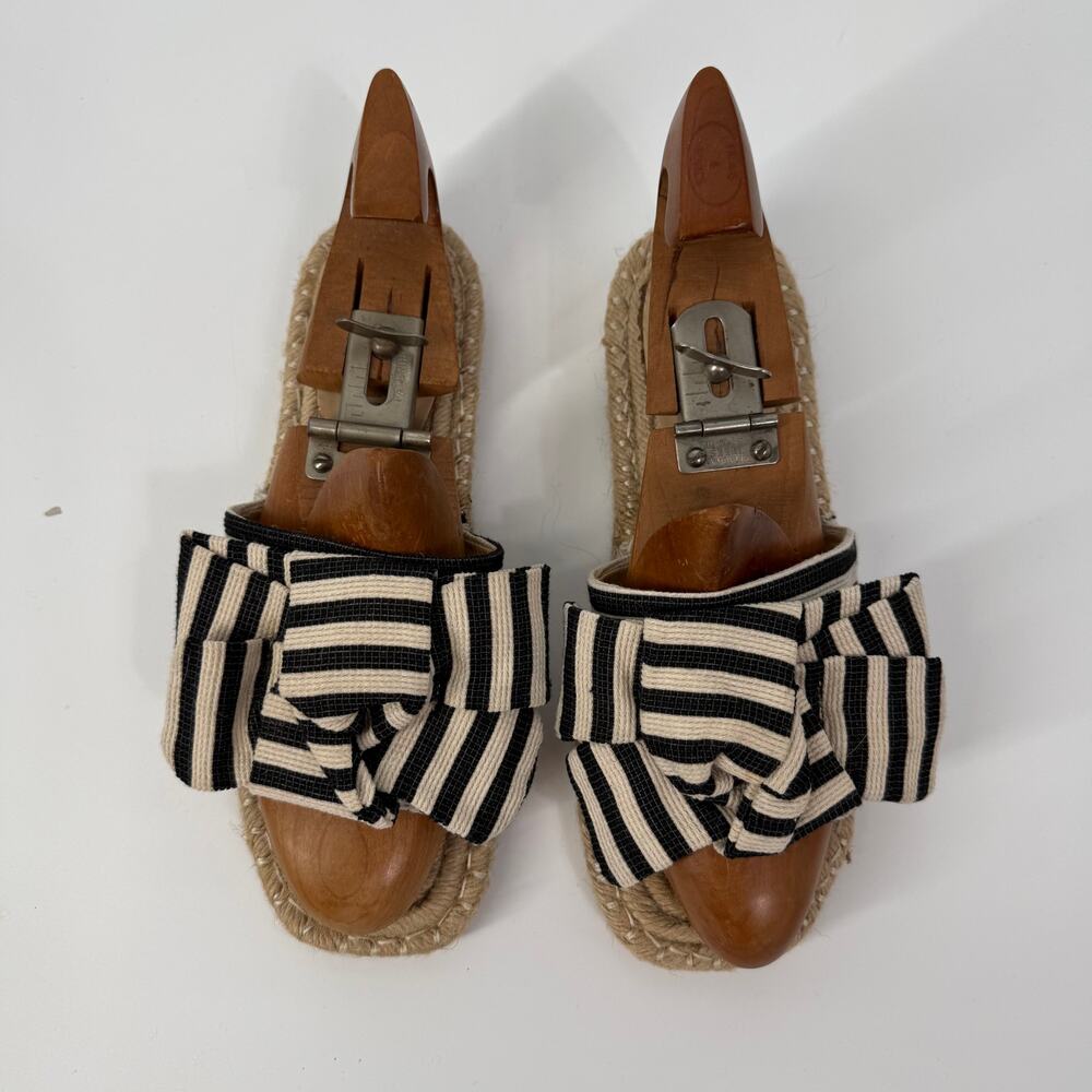NEIMAN Marcus Braided Just Slip On Stripe Bow Sandals SZ 7.5 Vacation Cruise